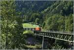 bregenzerwaldbahn-museumsbahn/864085/klein-aber-doch-keine-modellbahn-hier Klein, aber doch keine Modellbahn: Hier zeigt sich die 'echte' ex ÖBB 2025.13 der BWB auf der Fahrt von Bezau nach Schwarzenberg kurz vor Fahrt über die Bregenzer Ach. 

15. September 2024 