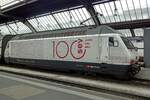 Re 460/756733/sbb-460-113-steht-am-2 SBB 460 113 steht am 2 Januar 2020 in Zürich HB.