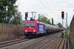 SBB 482 047 zieht ein Kesselwagenzug durch Bad Krozingen am 30 Mai 2019.