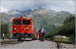 dfb-dampfbahn-furka-bergstrecke/830112/die-mgb-hgm-44-61-steht Die MGB HGm 4/4 61 steht nun in Gletsch mit dem 'Dieselzug' nach Oberwald bereit.

31. August 2019