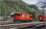 Die MGB HGm 4/4 61 rangiert in Gletsch um später den Dieselzug nach Oberwald zu bespannen.
