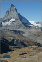 Bei dem Berg wird die Bahn zur Nebensache: GGB vor dem Matterhorn.