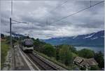 Endstation mit Aussicht: Einige  Vorortszüge  von Montreux enden in Sonzier, einem kleinen  Bahnhof  mit einer grandiosen Aussicht auf den Genfersee und die ihn umgebende Landschaft. Im Bild der von Montreux hier wendende MVR ABeh 2/6 7504  Vevey .

2. Mai 2020