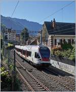 Flirt/697608/ein-sbb-rabe-523-auf-dem Ein SBB RABE 523 auf dem Weg nach Lausanne kurz nach der Abfahrt in Montreux. 

4. Mai 2020