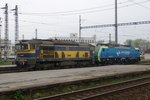 AWT 753 733 schleppt ein PKP 189er durch Ostrava hl.n. am 4 Mai 2016.