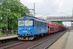 BR 123/674799/cd-123-015-zieht-ein-gag CD 123 015 zieht ein GAG durch Pardubice-Pardubicky am sehr trüben 4.Juni 2013.
