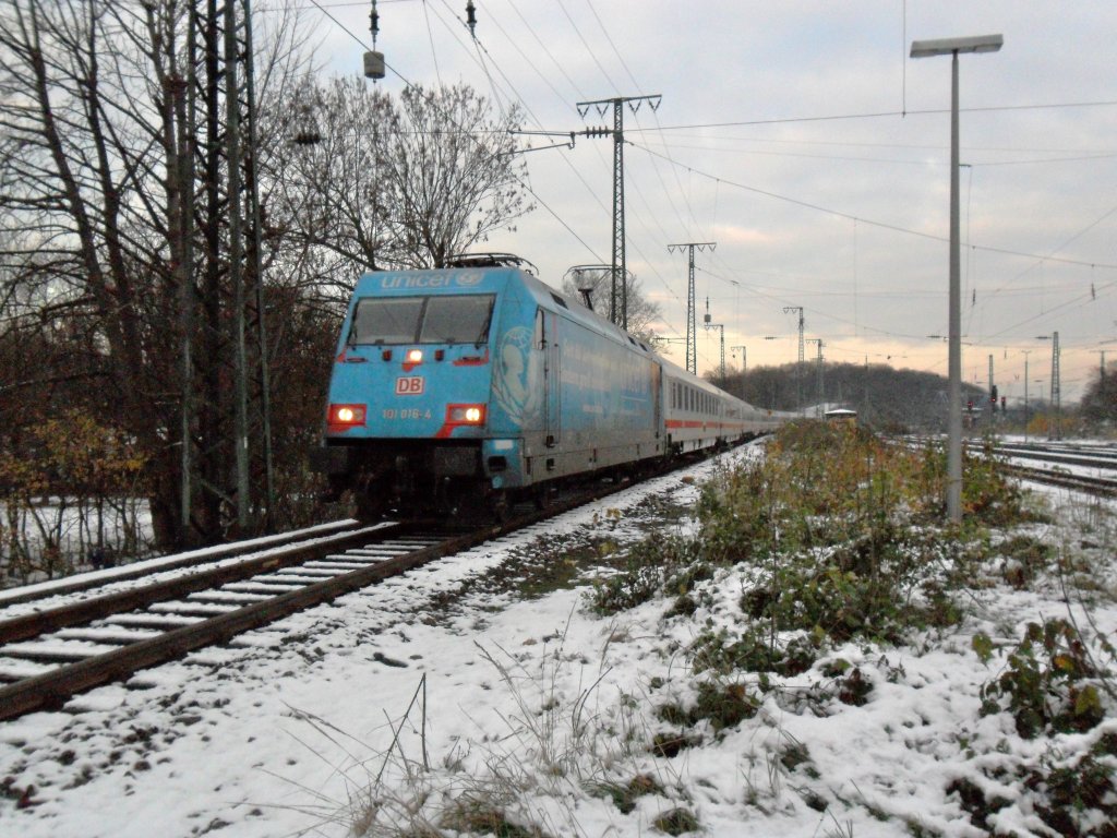 DB 101 016-4 Unicef in K�ln West am 28.11.10