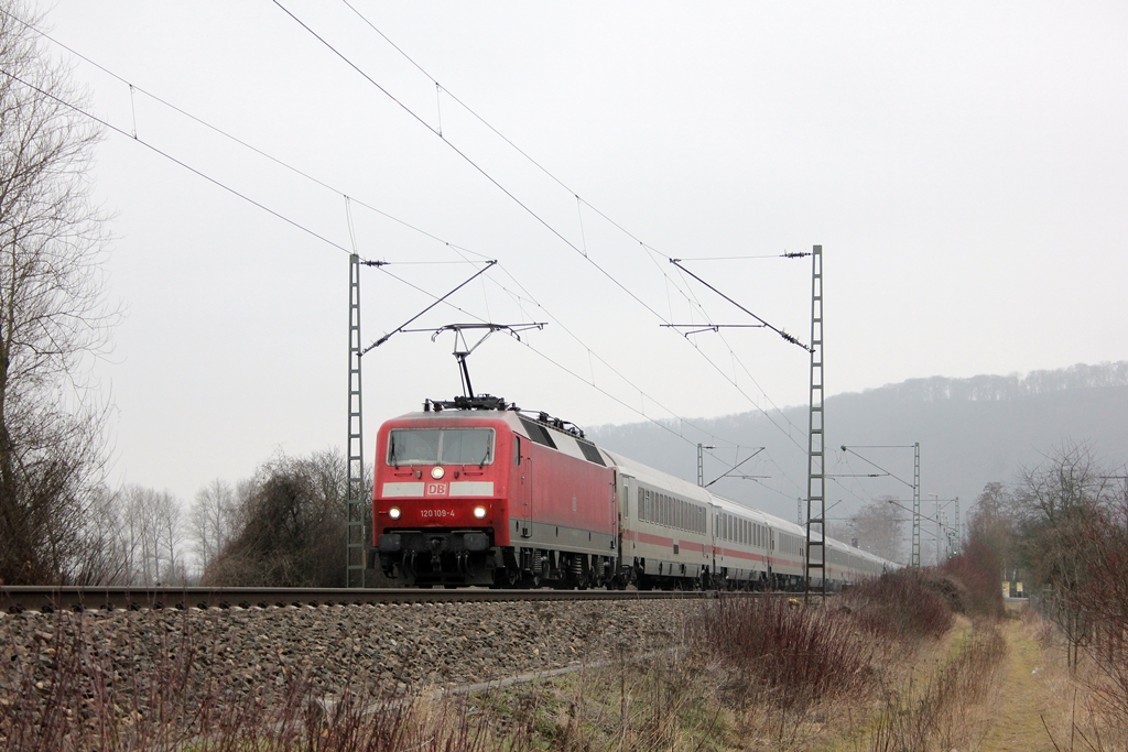 DB 120 109-4 in Namedy am 3.3.2012