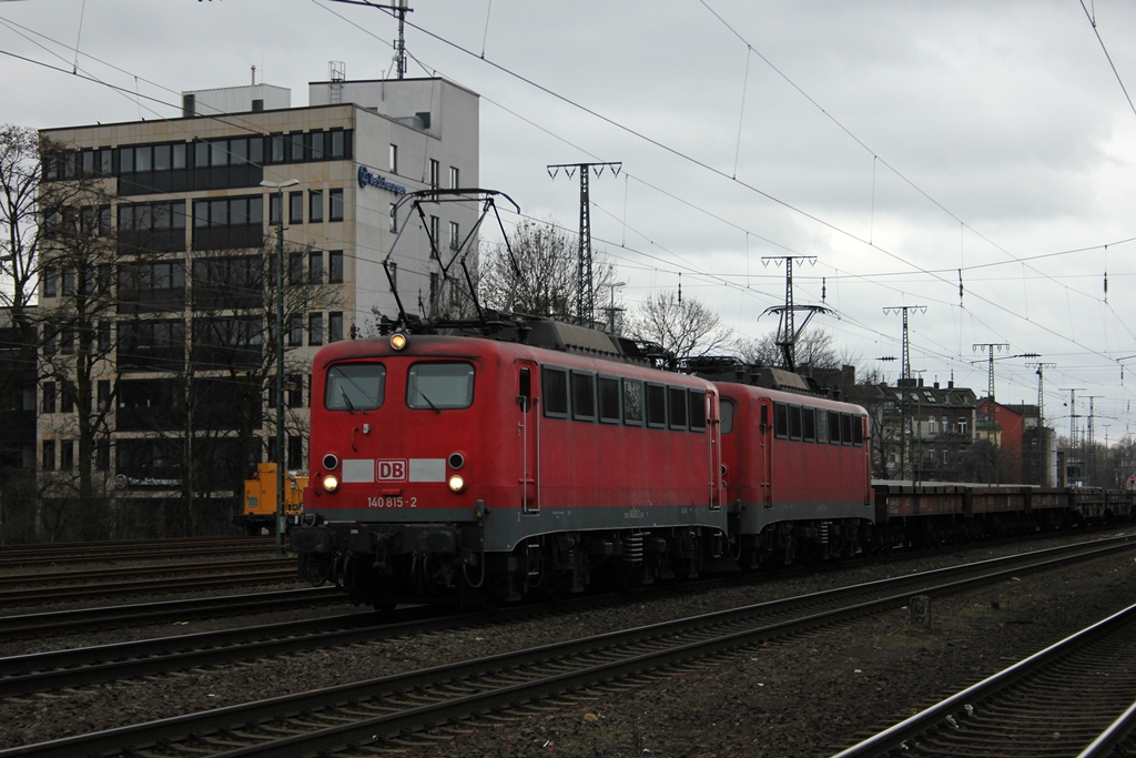 DB 140 815-2 und DB 140 837-6 in K�ln West am 18.2.2012