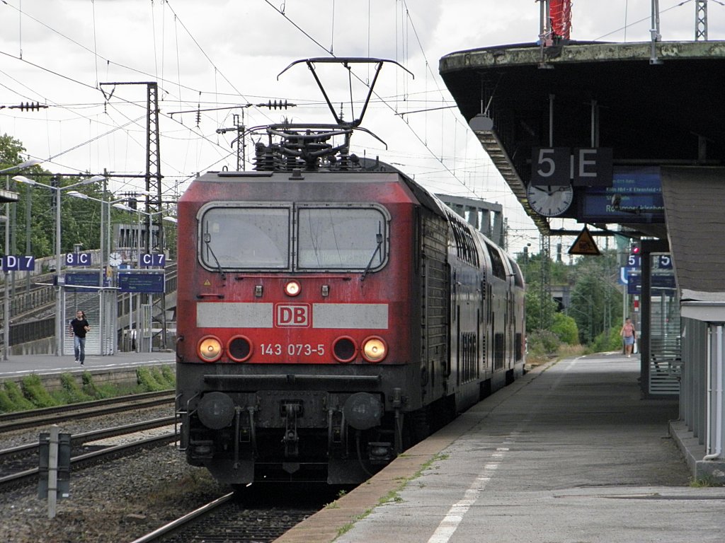 DB 143 073-5 in K�ln Deutz am 8.7.2011