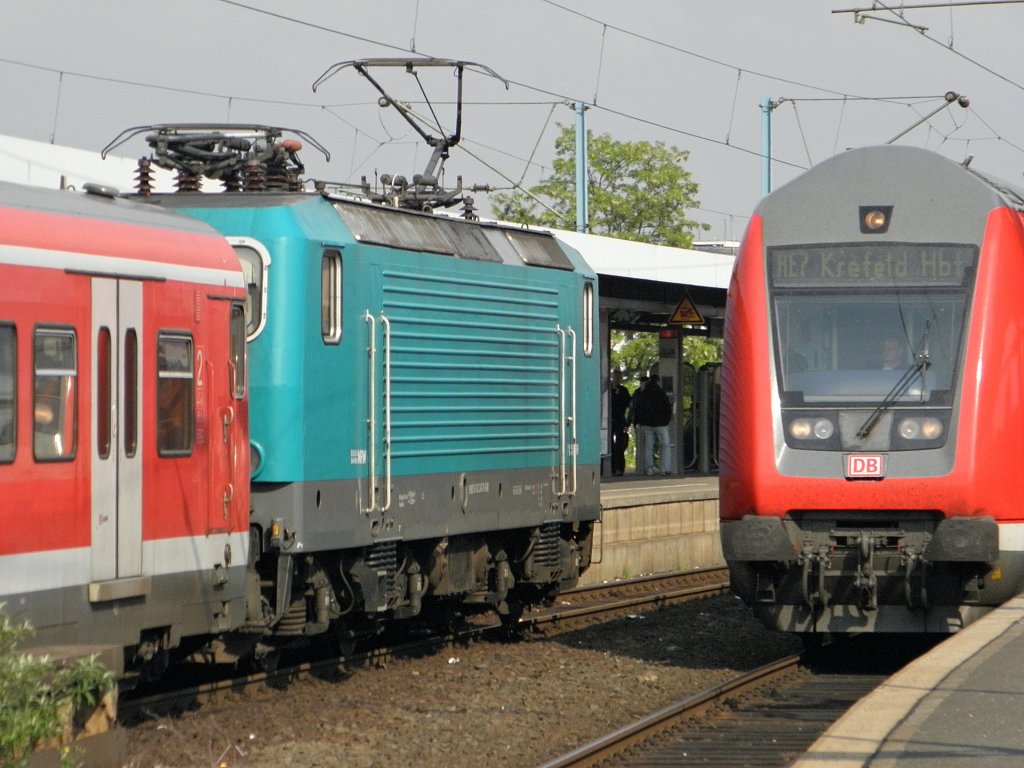 DB 143 247  Melez 2010  als S6 nach Essen Hbf in K�ln Deutz am 28.4.2011