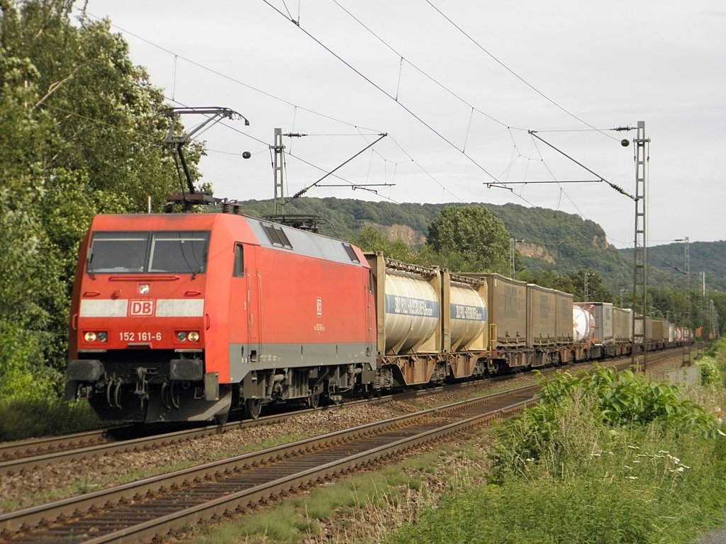 DB 152 161-6 mit dem Wenzel in Limperich am 11.8.2011