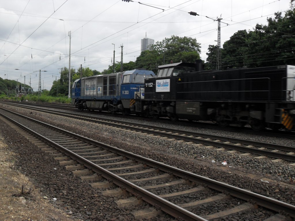 G 2000 und G 1206 von der Ruhrtalbahn in K�ln West am 19.6.10
