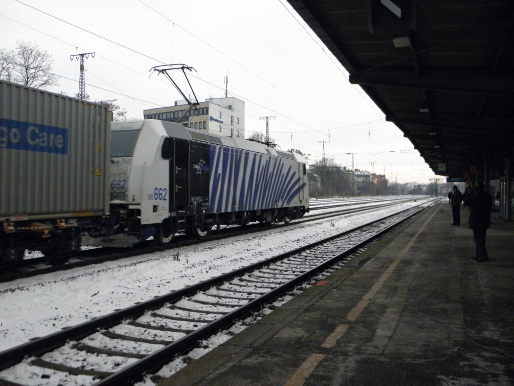 Lokomotion 158 662 in K�ln West am 4.12.10