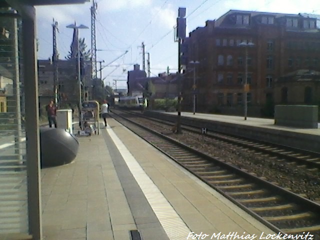 OLA VT 704 mit ziel Parchim bei der Ausfahrt aus Schwerin Hbf am 8.6.13