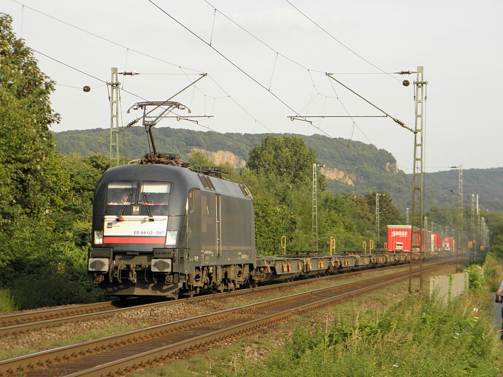 TXL ES 64 U2-097 (182-597) in Limperich am 31.8.2011