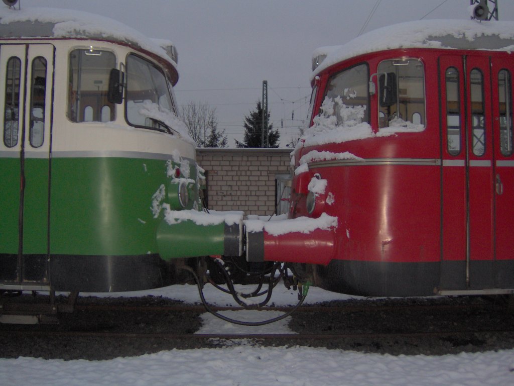 VT 23 und VT 25 der RSE als Doppeltraktion zusammengekoppelt.