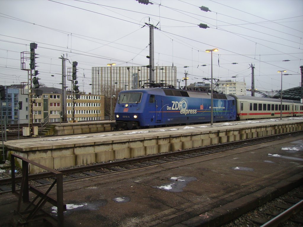ZDF 120 im K�lner Hbf