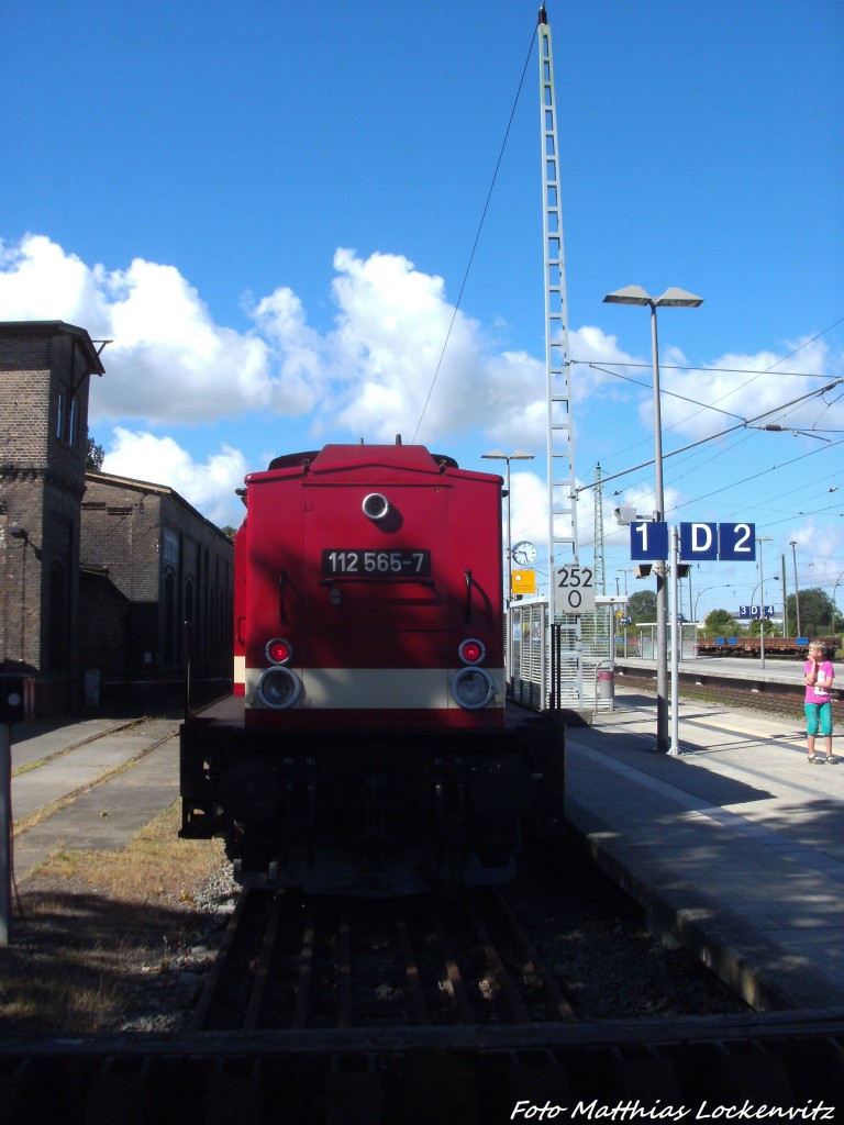 112 565-7 (202 565-8) im Bahnhof Bergen auf Rgen am 15.6.14