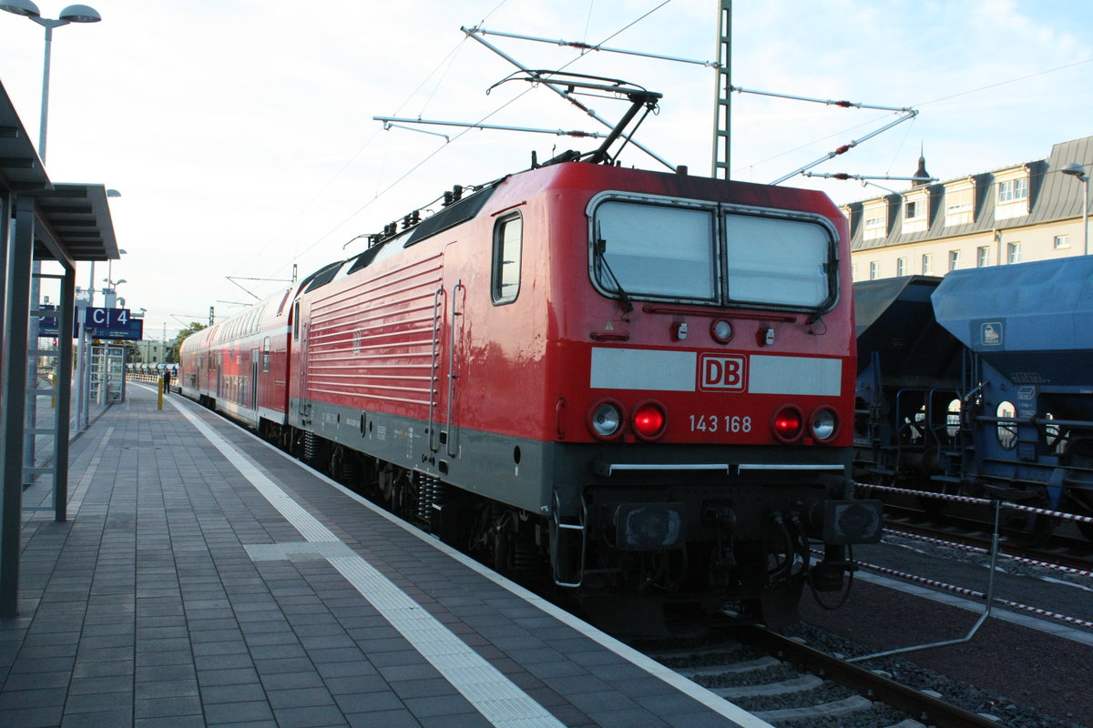 143 168 im Bahnhof Halle (Saale) Hbf am 10.9.20