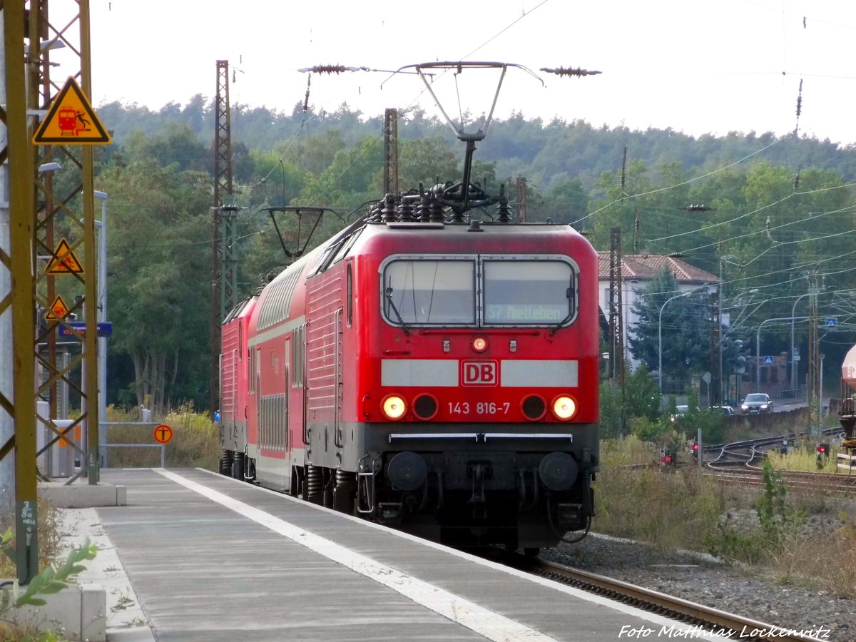 143 816 und 143 034 im Bahnhof Halle-Nietleben am 14.9.16