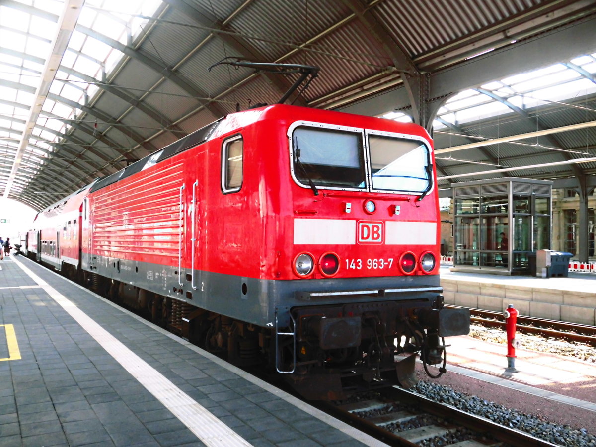 143 963 als S9 im Bahnhof Halle/Saale Hbf am 2.8.18