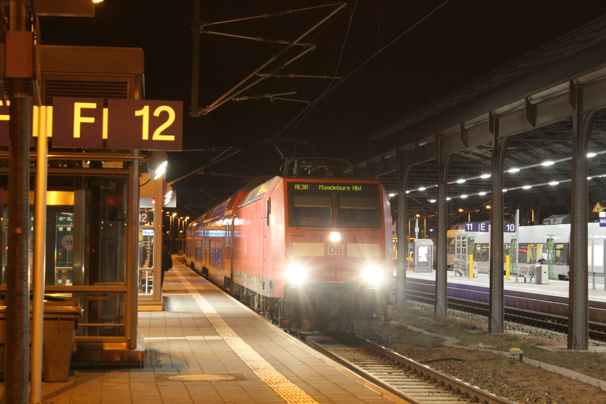 146 031 im Bahnhof Halle/Saale Hbf am 1.4.1.22