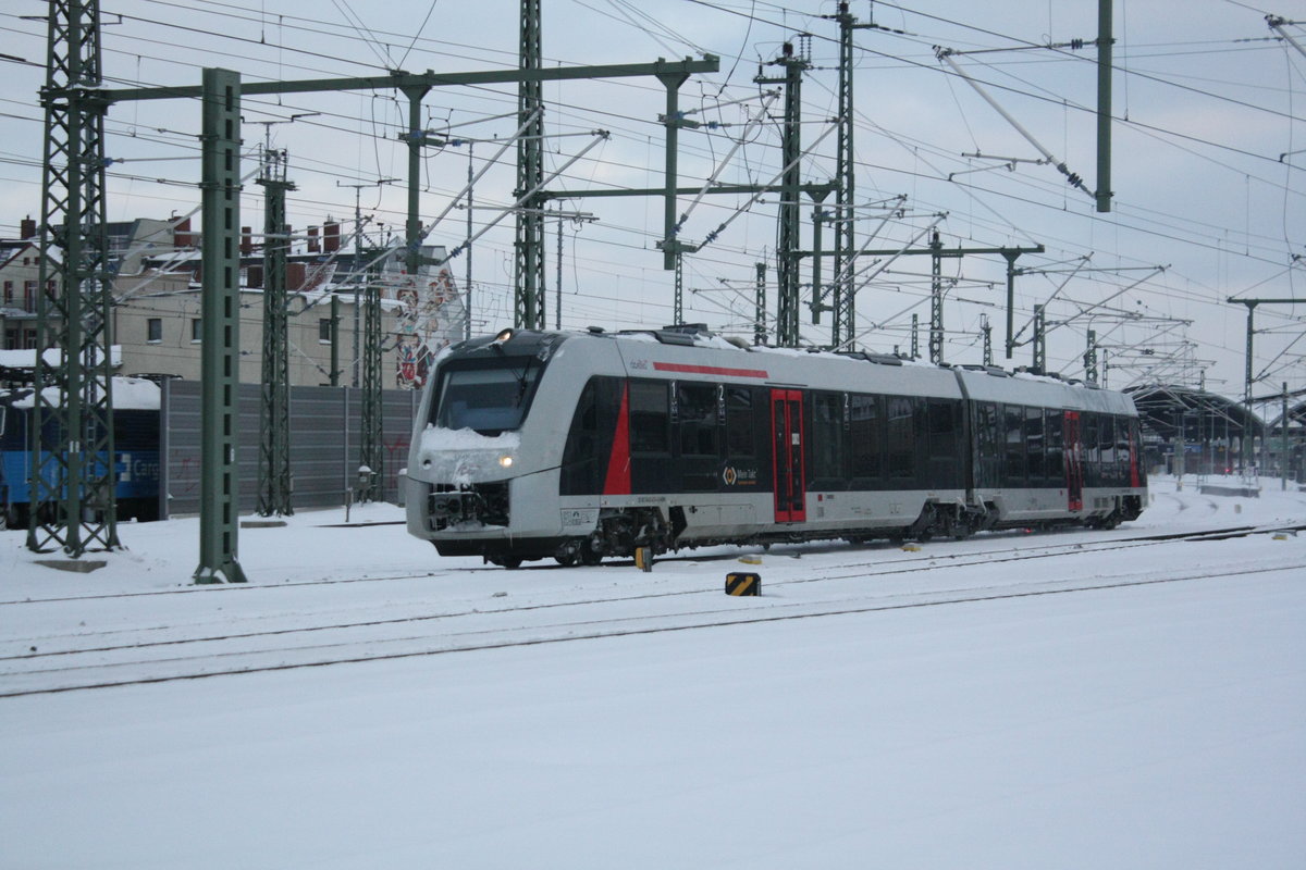 1648 425/925 verlsst den Bahnhof Halle/Saale Hbf in Richtung Aschersleben am 10.2.21