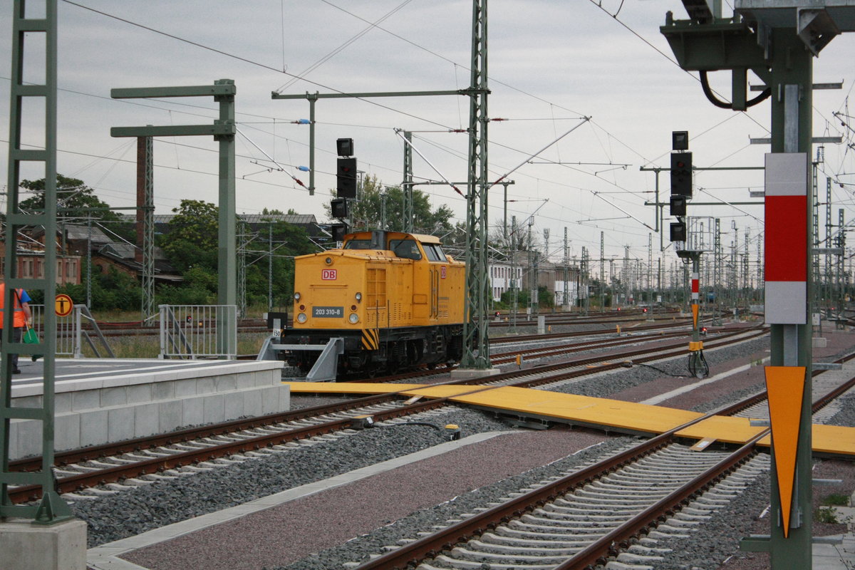 203 310 abgestellt im Bahnhof Halle/Saale Hbf am 23.7.20