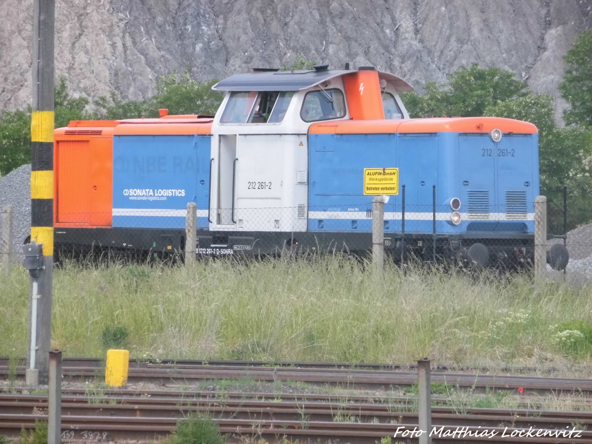 212 261-2 der SONATA LOGISTICS (ex NBE Rail 212 261-2) in Teutschenthal am 4.6.15