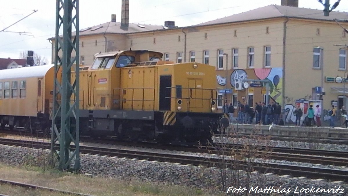 293 XXX der DB Bahnbaugruppe beim zwischenhalt in Delitzsch am 18.4.16