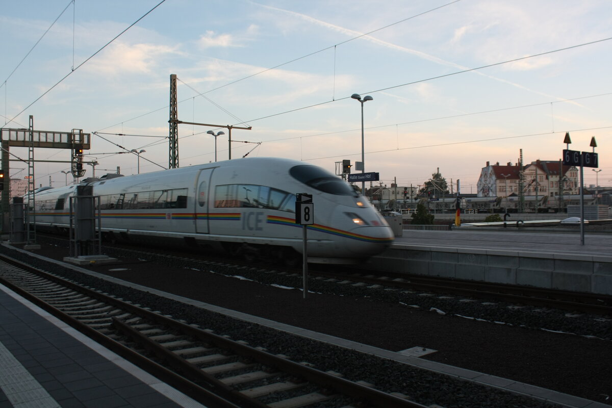 403 XXX bei der Einfahrt in den Bahnhof Halle/Saale Hbf am 23.9.21