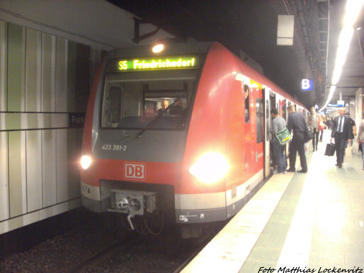 423 391-2 als S5 mit ziel Friedrichsstrae in Frankfurt (Main) am 8.9.14