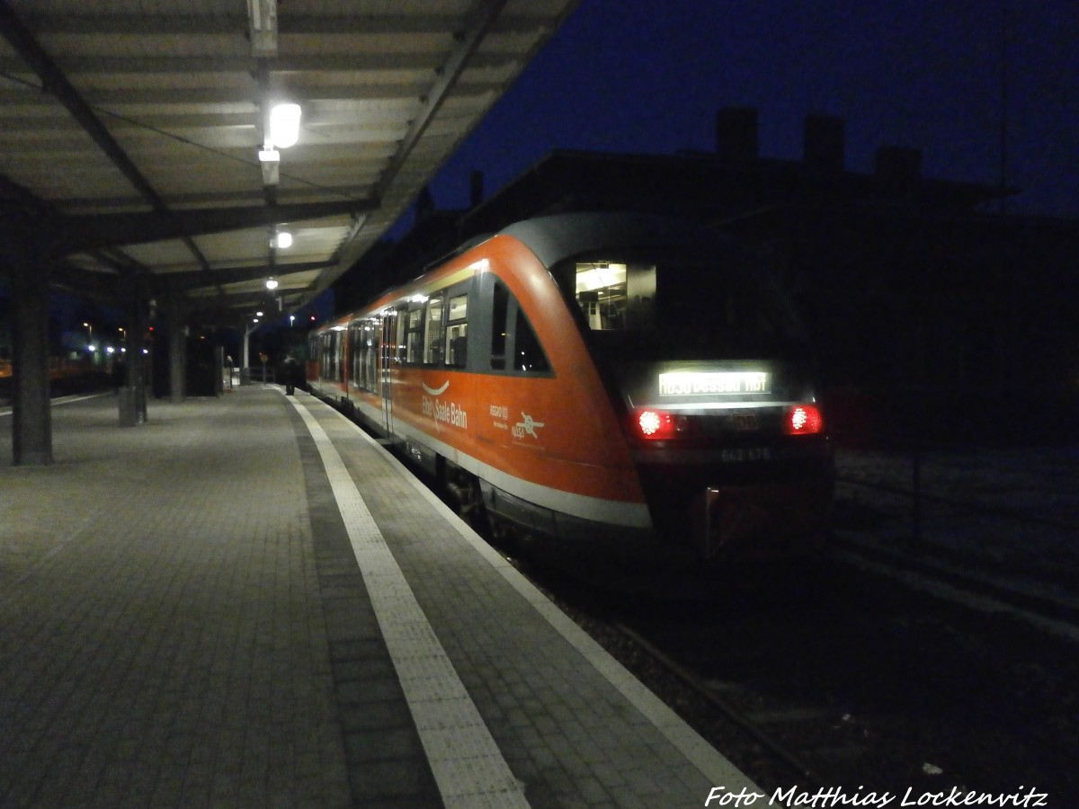 642 176 / 676 als RB50 mit ziel Dessau Hbf im Bahnhof Gsten am 5.2.15