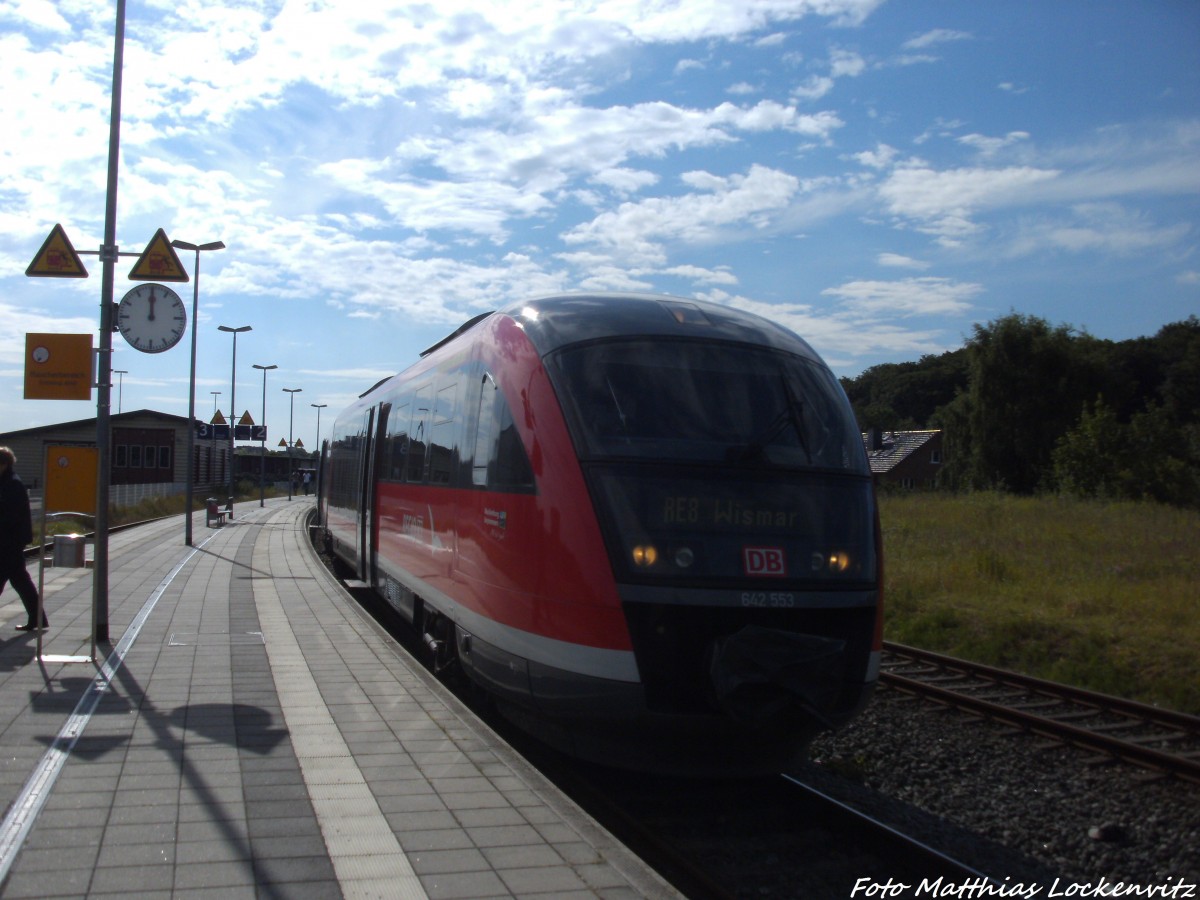 642 553 / 053 als RE8 mit ziel Wismar im Bahnhof Bad Doberan am 13.7.14