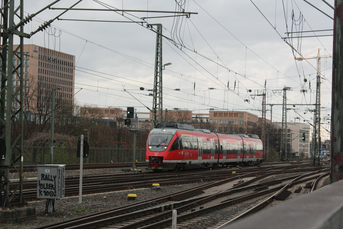 644 506/006 verlsst den Bahnhof Kln Messe/Deutz am 2.4.22