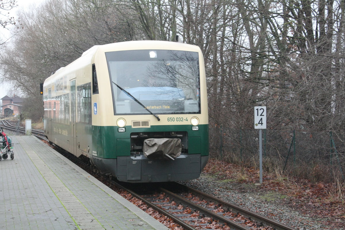 650 032 (650 300) der PRESS im Endbahnhof Lautrbach Mole am 7.1.21