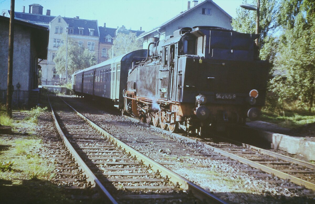 99 2105 im Bahnhof Eibenstock ob Bf am 16.9.1975