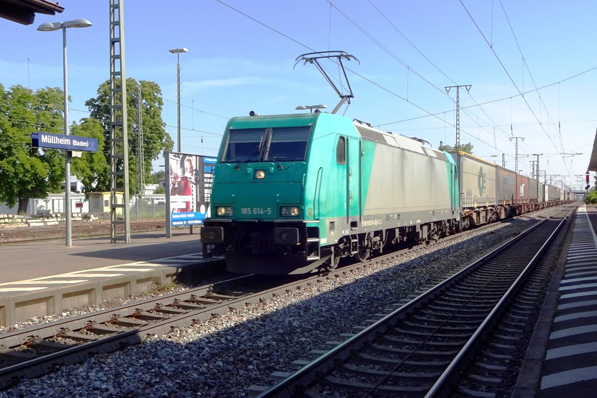 Alpha Trains 185 614 steht am 30 Mai 2019 in Mllheim (Baden). 