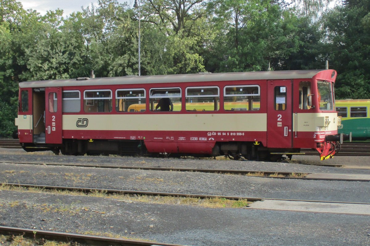Am 16 Mai 2018 steht 810 559 in Rakovnik.