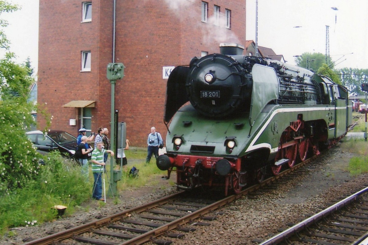 Beim verlassen des DGEG-Museums Darmstadt-Kranichstein wurde 18 201 am 26 Mai 2007 fotografiert.