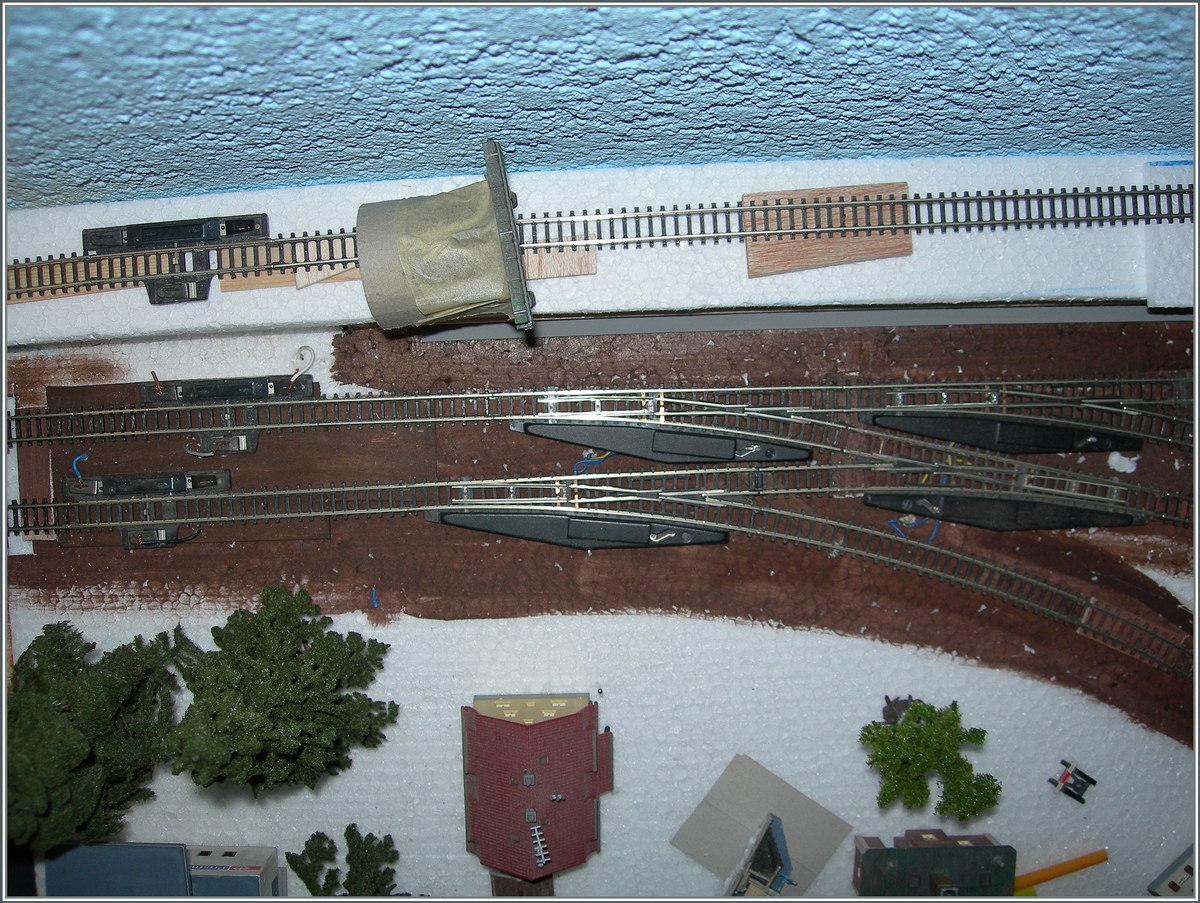 Bild 7: wie Bild 6 aber nun sind die Gleise eingebaut.

10. Feb. 2013