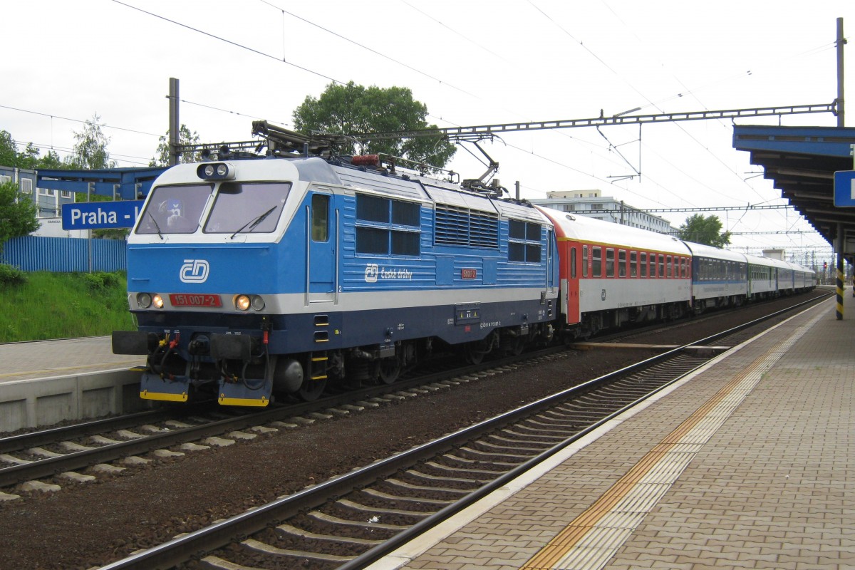 CD 151 007 in Praha-Liben am 13 Mai 2012.