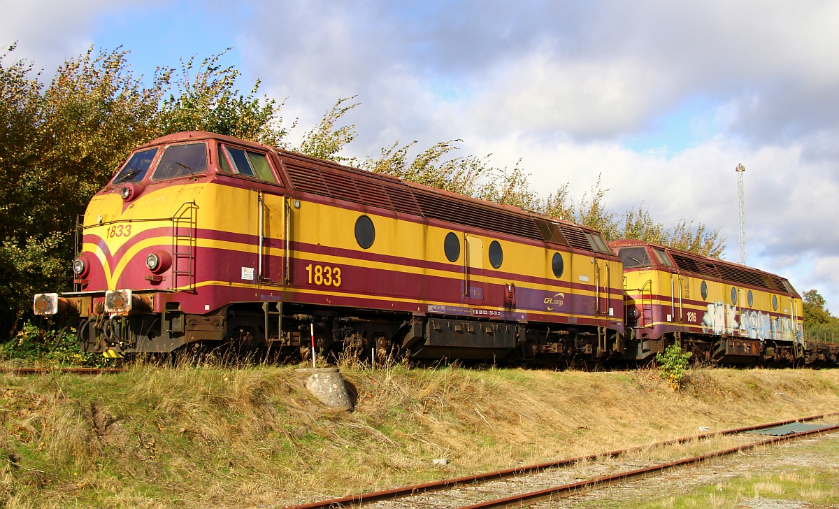 CFLCD 1833 ex CFL 1812 und die 1816 (beide Baujhar 1964) abgestellt im dänischen Genzbahnhof Pattburg. 16.10.2022