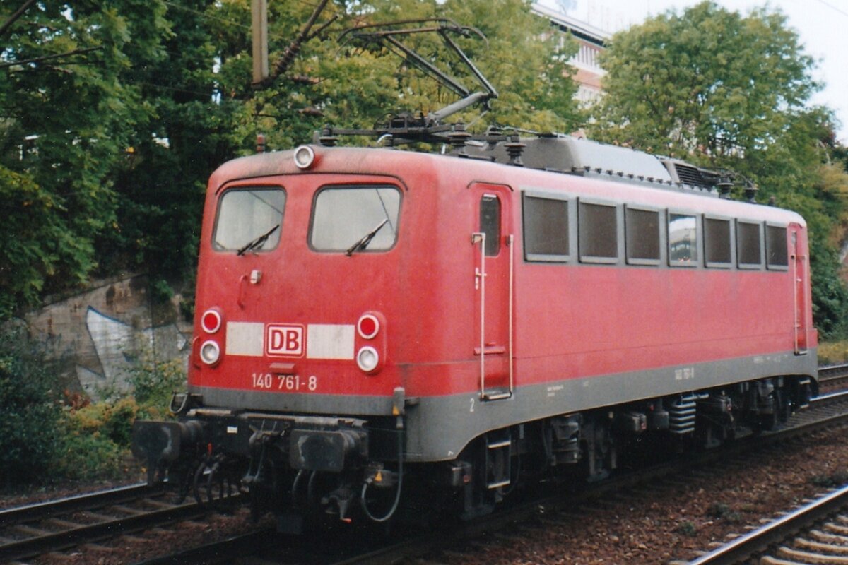 DB 140 761 durchfahrt solo Hamburg-Harburg am 1 Juni 2012.