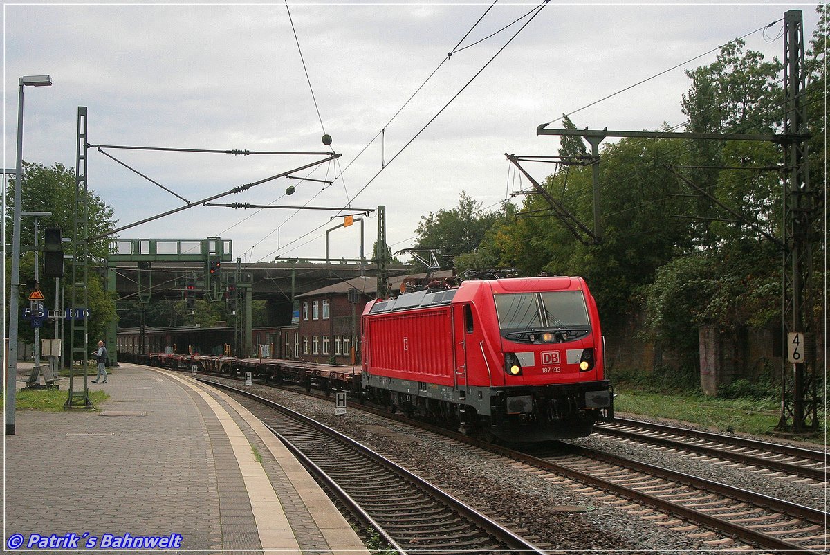 DB 187 193 mit leeren Containerzug
am 03.09.2019 in Hamburg-Harburg