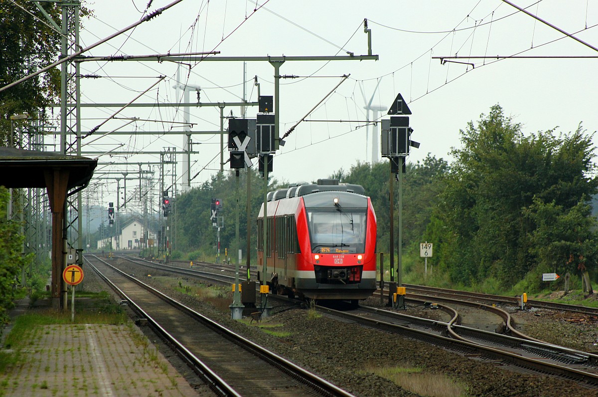 DB Regio 0648 338/838  Lauenburg/Elbe  als Pendel zwischen Husum und Jübek eingesetzt hat hier Einfahrt in Jübek. 18.09.2015