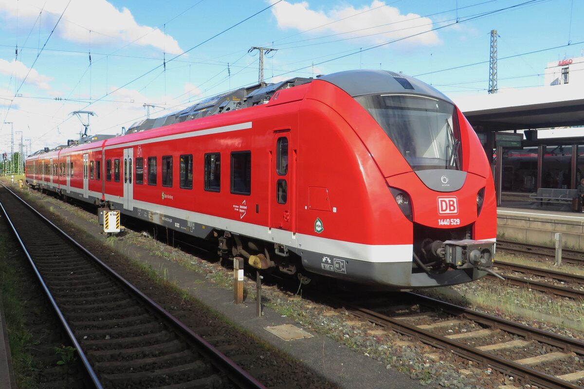DB Regio 1440 529 steht am 28 Juni 2022 in Nürnberg Hbf.