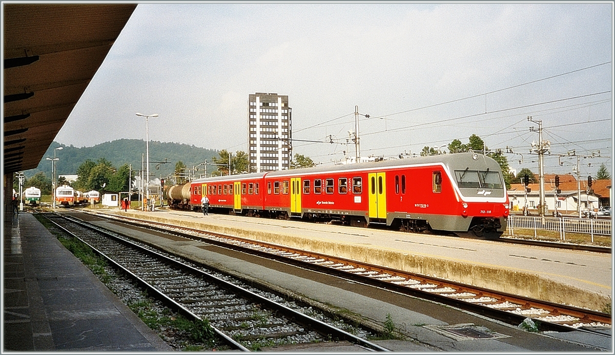 Der SZ 713 - 118 in Ljubljana.
Analogbild vom Sept. 2004