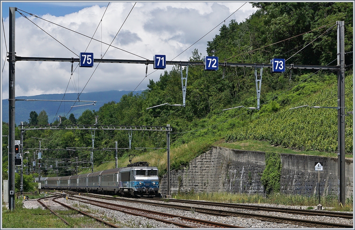 Die SNCF BB 22 394 erreicht mit ihre TER La Plaine. 
20. Juni 2016